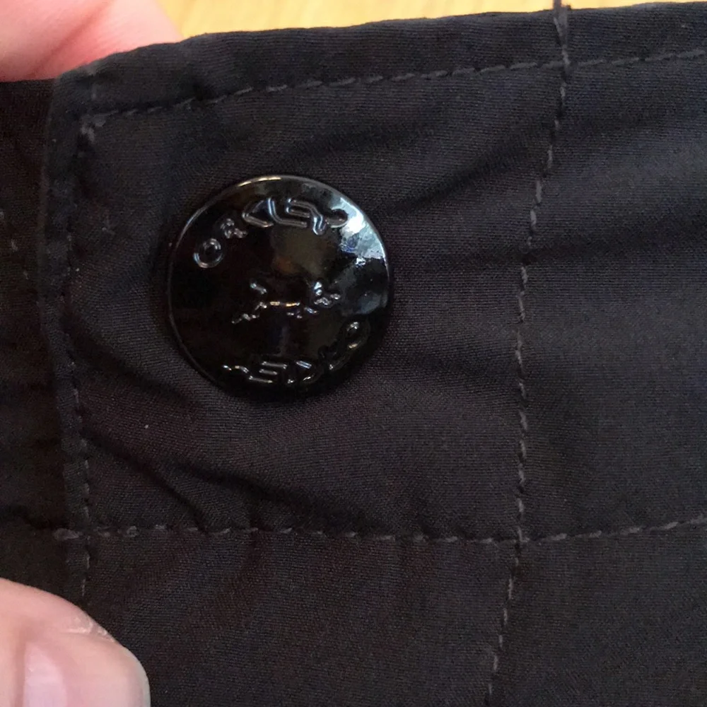 Oakley size 40 black stretch nylon 9.5” hybrid cargo board shorts swim water EUC